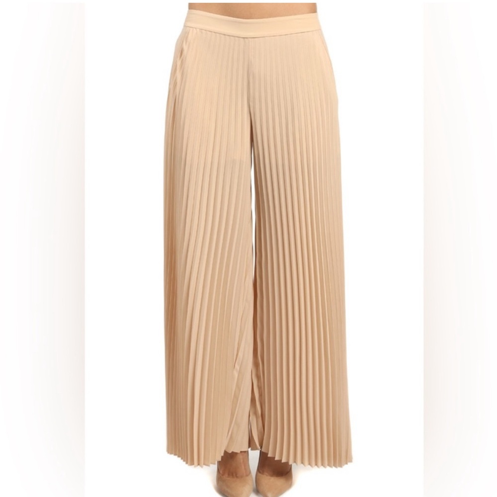 A.L.C. Pleated Wide-Leg Pants in Beige - Picture 4 of 10